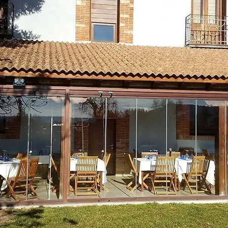 La Puerta De La Ribera