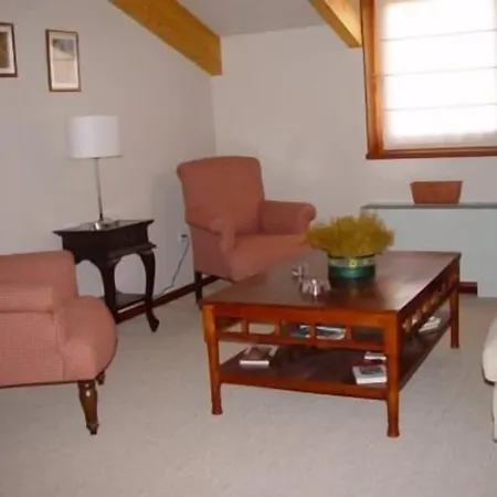 La Puerta De La Ribera *